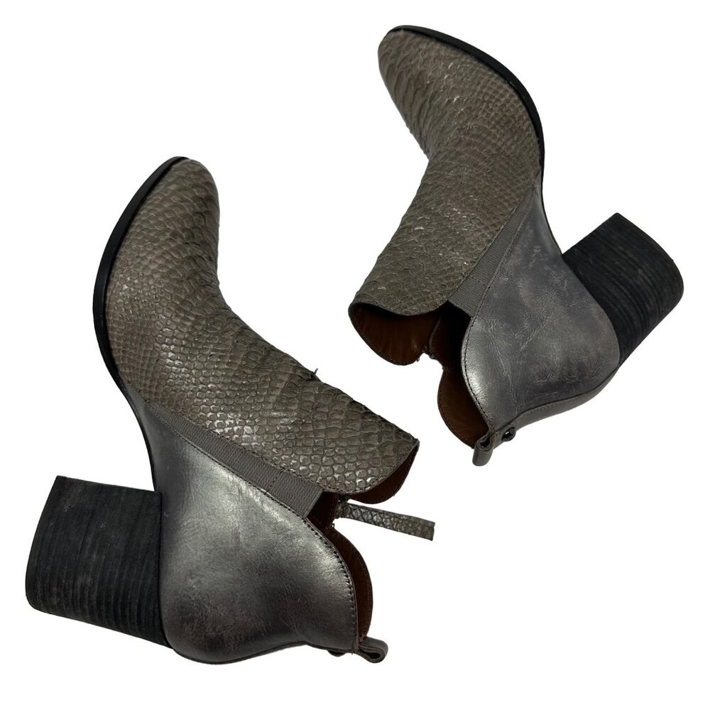 Donald Pliner Edyn Cut Snake Metallic Distressed Leather Ankle Boots Size 10 - Picture 5 of 10